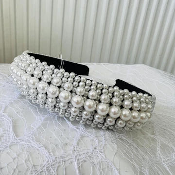 Hajráf - Fehér Gyöngy