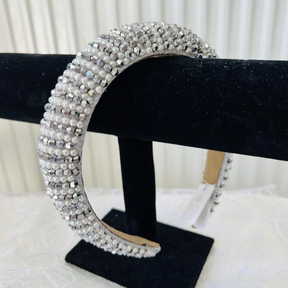 Hajráf - Fehér, Ezüst Gyöngy