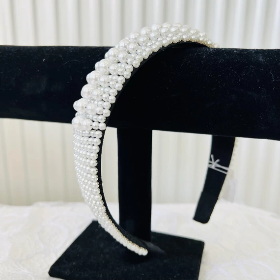 Hajráf - Fehér Gyöngy